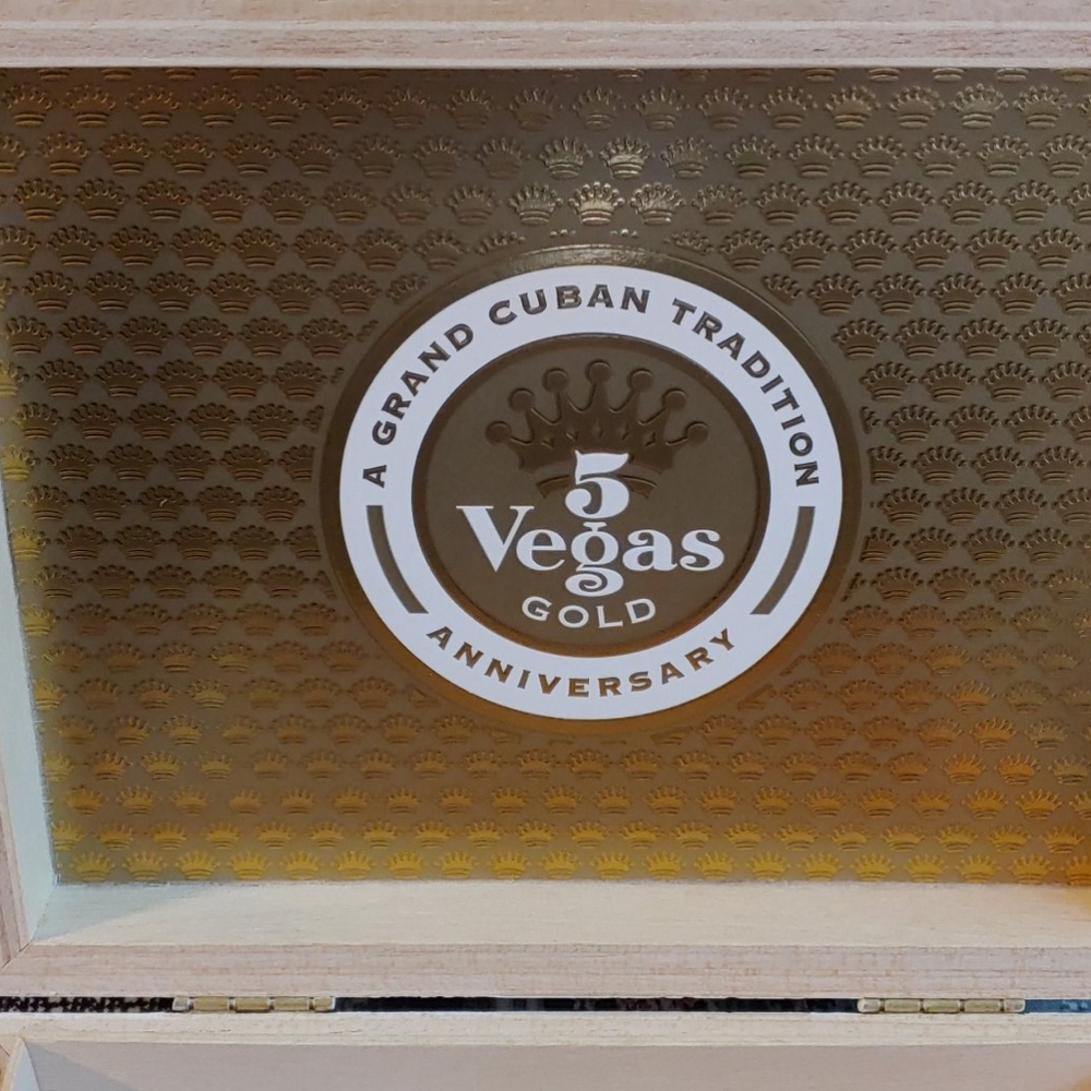 Cigar box - Picture 3 of 4